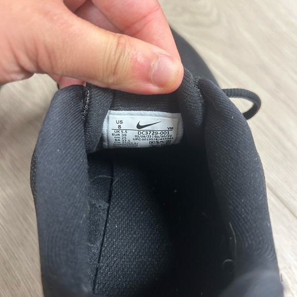 Nike Women’s Revolution 6 Black Running Shoes - Picture 6 of 6